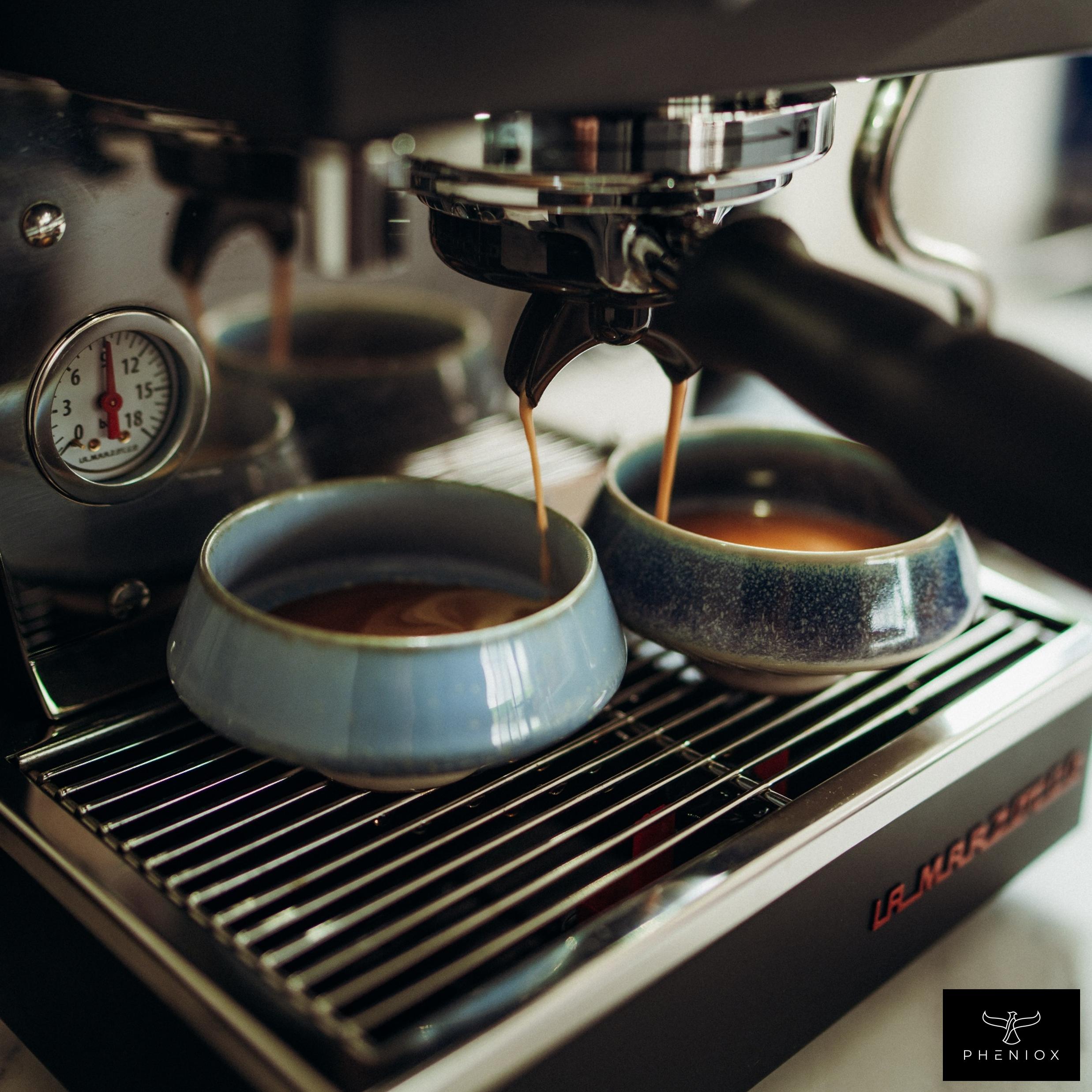 Barista Cappuccino Tassen Set – 2x 180 ml für Latte Art PHENIOX